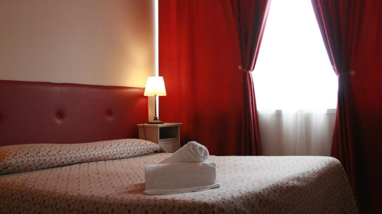אנקונה Ankon Hotel מראה חיצוני תמונה